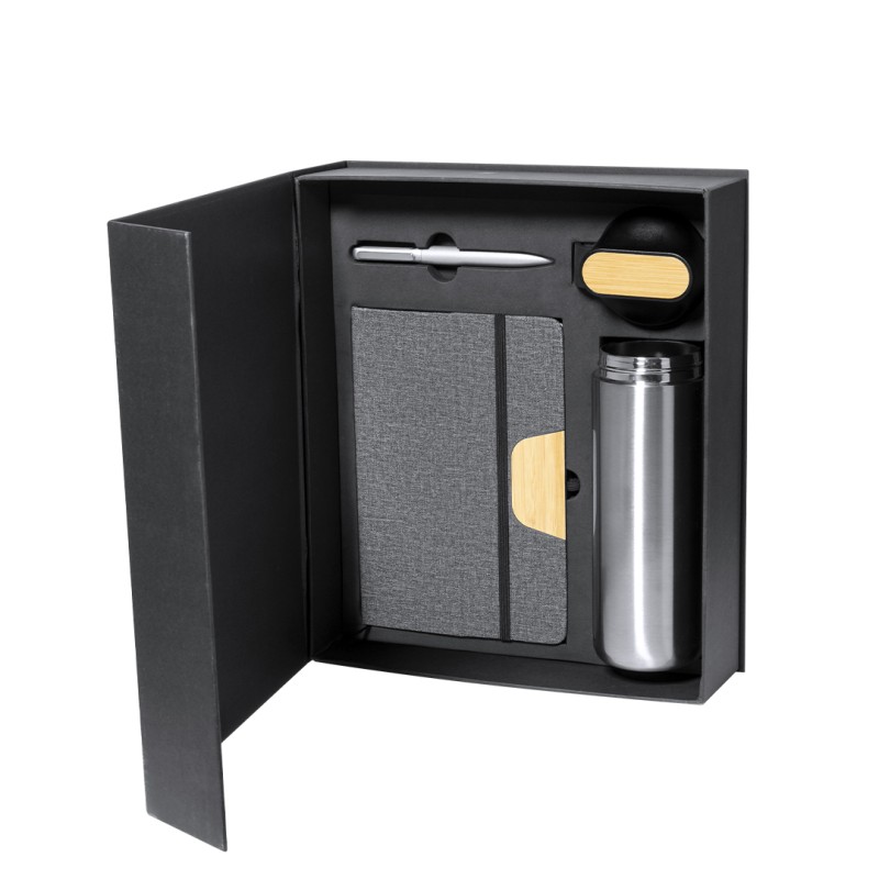 Halderan - Thermoskanne Rostfreier Stahl/ Bambus, 640 ml. Notizblock PU/ Bambus, Hardcover-Abdeckung. 80 Blätter. Kugelschreiber