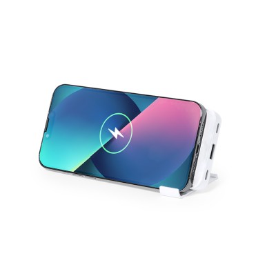 Barry - Drahtlos 15W. 5000 mAh. USB Ausgänge. 2 Typ C Ausgänge und Ein