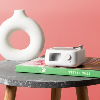 Bitels - Bluetooth Anschluss. Schallleistung 5W. Batterie 800 mAh