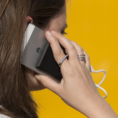 Privek - 2000 mAh. USB Ausgang. Micro USB Eingang. Kabel Nicht im Lief