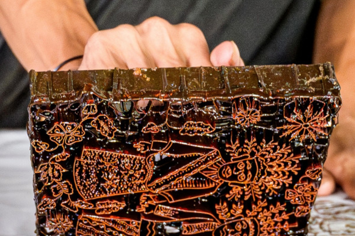 Le T-shirt publicitaire personnalisé : un support de communication efficace pour les entreprises en Suisse romande